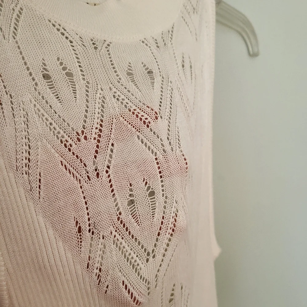 Free People On Point White Sleeveless‎ Ribbed Stretchy Bodysuit Large Open Knit